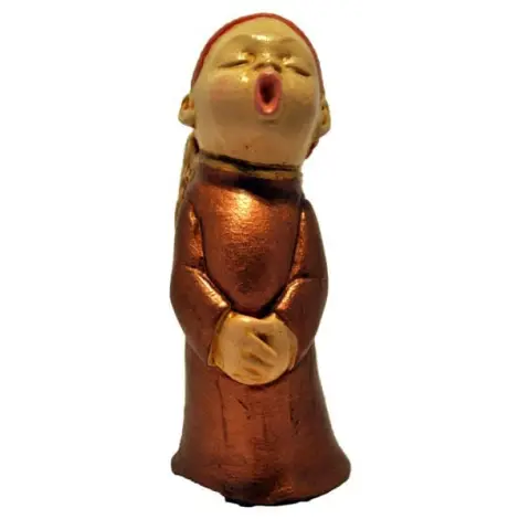 Statuette ange choriste cuivré aux cheveux roux, de face, la bouche ouverte et les yeux fermés