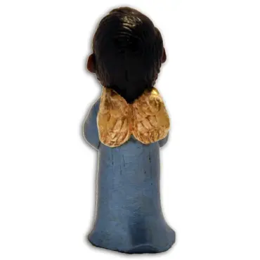 Choriste bleu prière vu de dos, cheveux noirs et petites ailes dorées