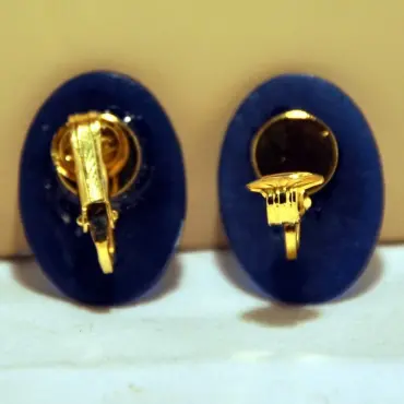Dos de la paire bleu nuit avec ses clips dorés