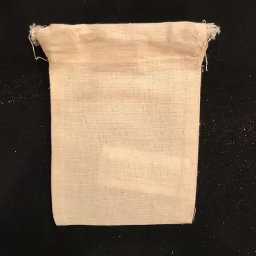 Petit sac « Ange d'hiver » ouvert, côté sans image, cordon aux deux coins
